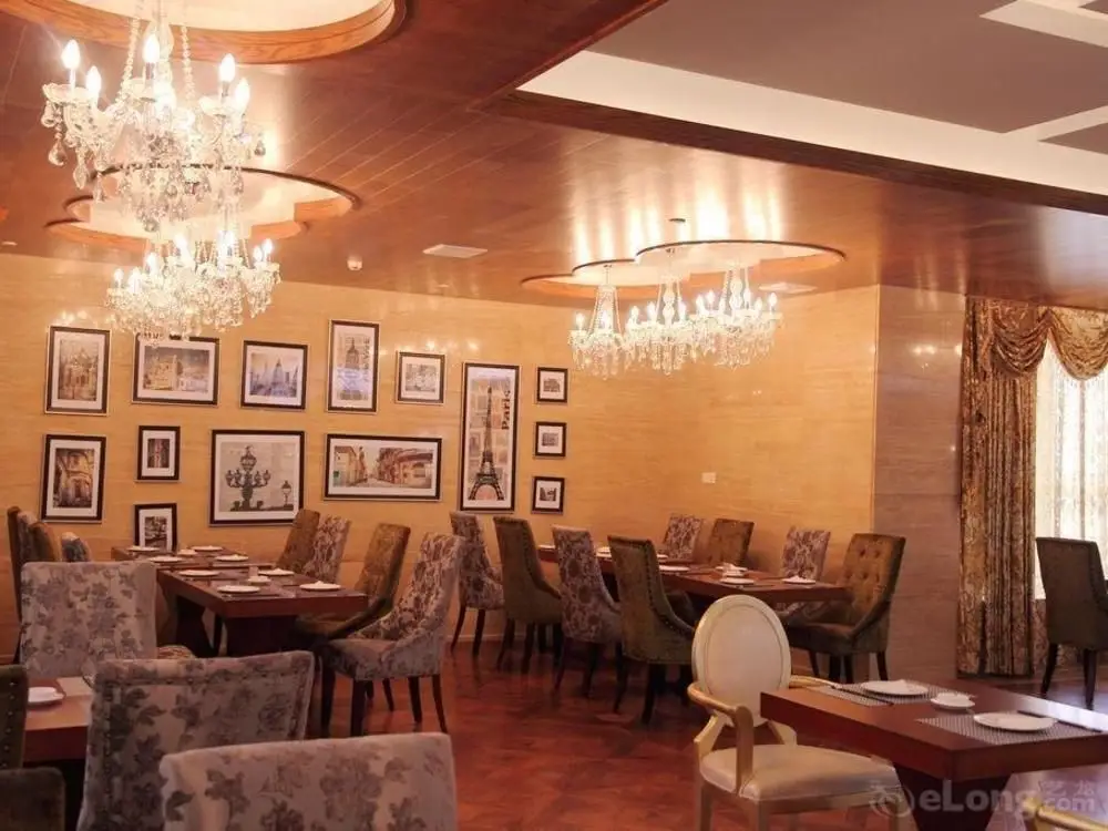 Baisheng Hotel — фото 1