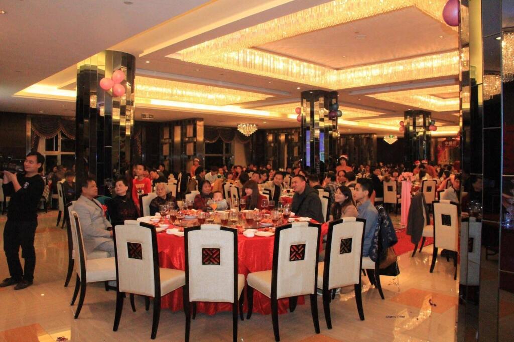 Чжаньцзян: Country Garden Phoenix Hotel