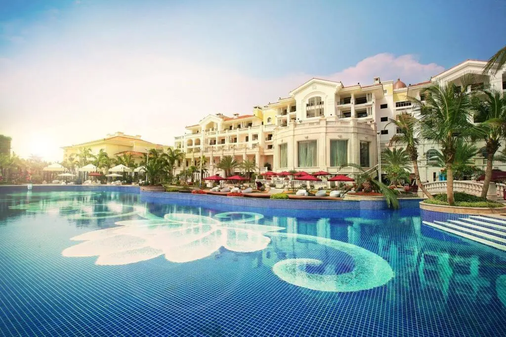 Чжаньцзян: Country Garden Phoenix Hotel