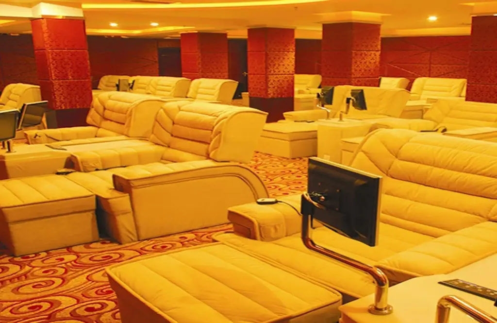 Чэндэ: Chengde Jing Cheng Hotel