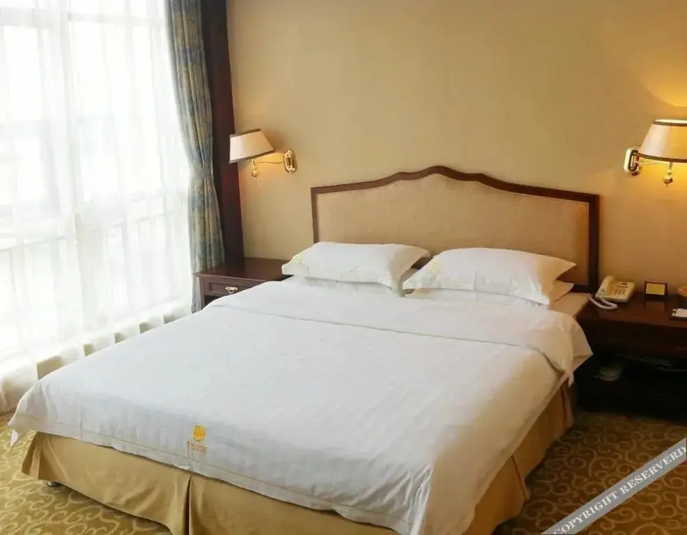 Чэндэ: Chengde Jing Cheng Hotel