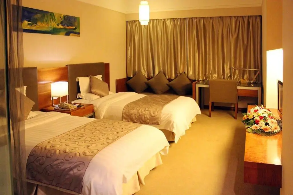 Баодин: Vienna Classic Hotel (Hengtong Fortune Center Store)