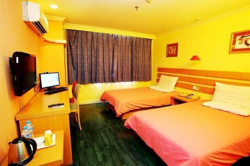 Гуанчжоу: Home Inn (Guangzhou Guangdong University of Foreign Studies Baiyun Avenue)