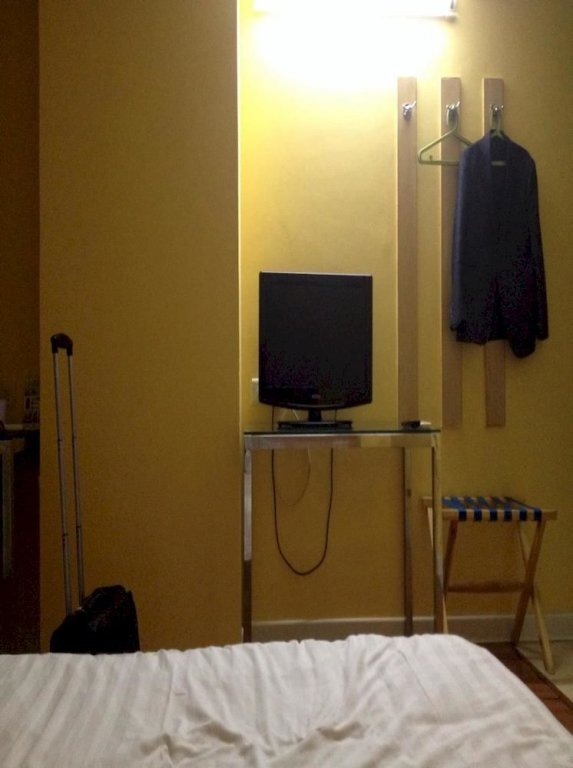 Шэньчжэнь: Home Inn Shenzhen Guomao Subway Station Branch