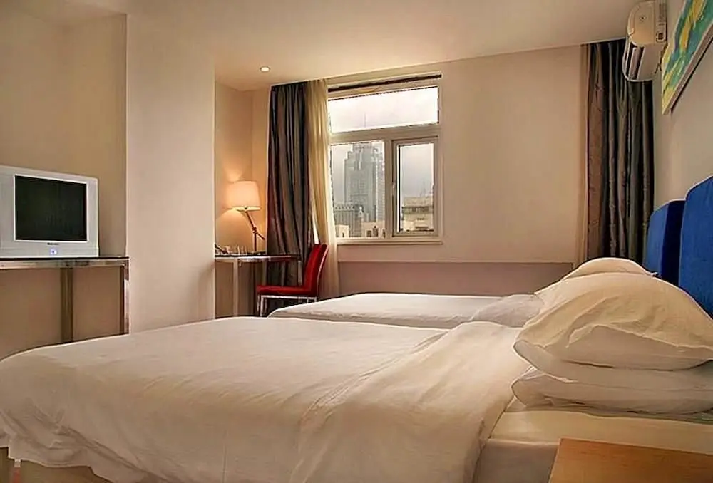Шэньчжэнь: Home Inn Shenzhen Guomao Subway Station Branch