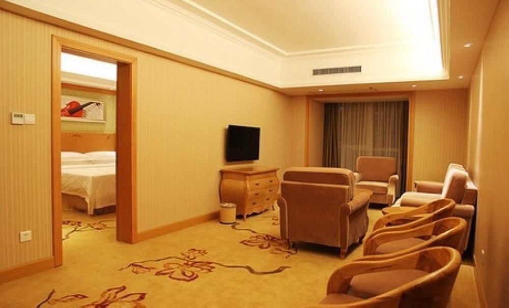 Ухань: Vienna International Hotel (Wuhan Jiefang Avenue Tongji Medical College)