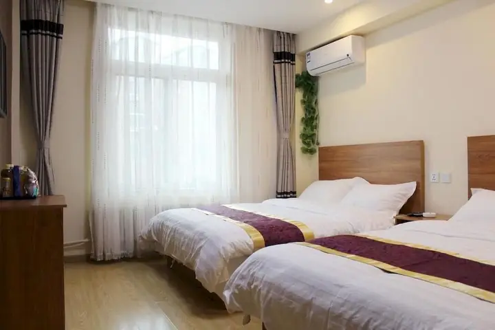 Далянь: Kai Bin Business Hotel- Dalian
