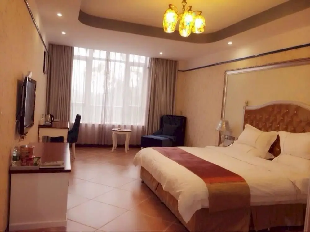 Чэнду: Longjinwan Holiday Hotel