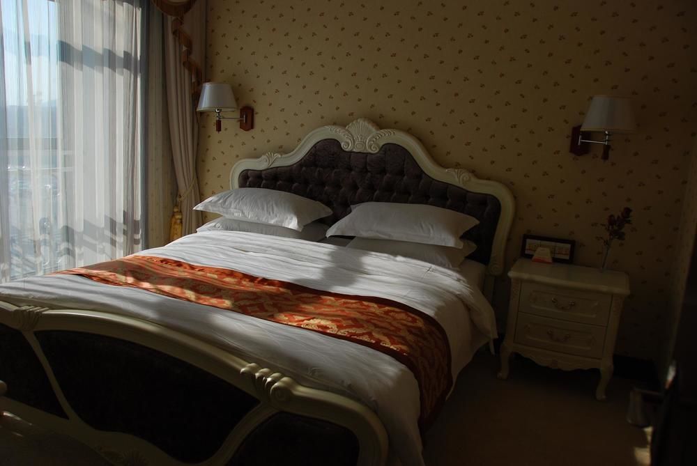 Циндао: Kelamayi Hotel - Qingdao