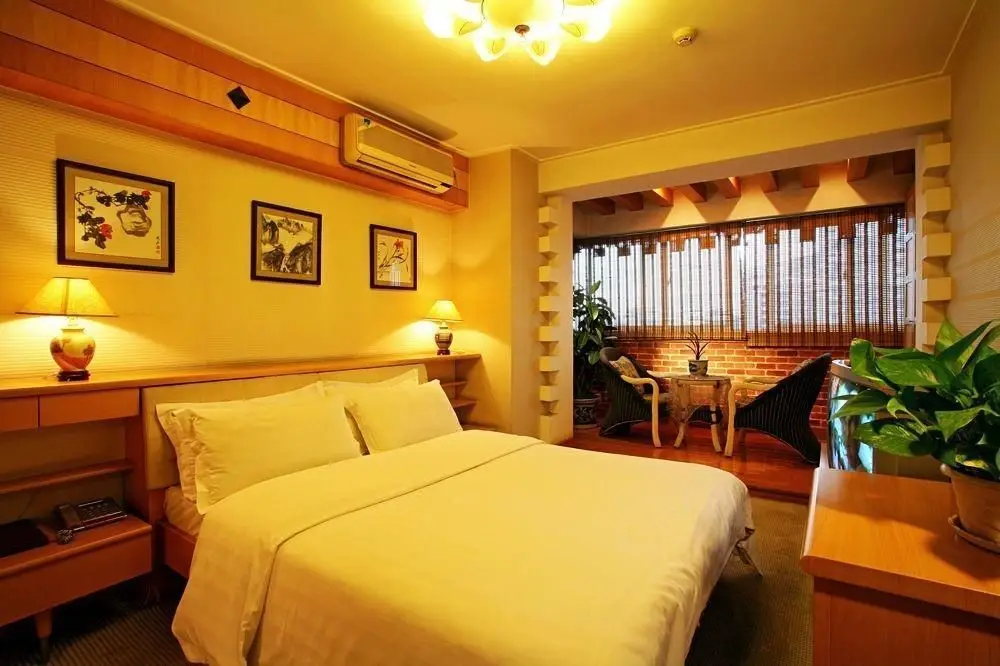 Чэнду: Wangfujing Business Apartment - Chengdu