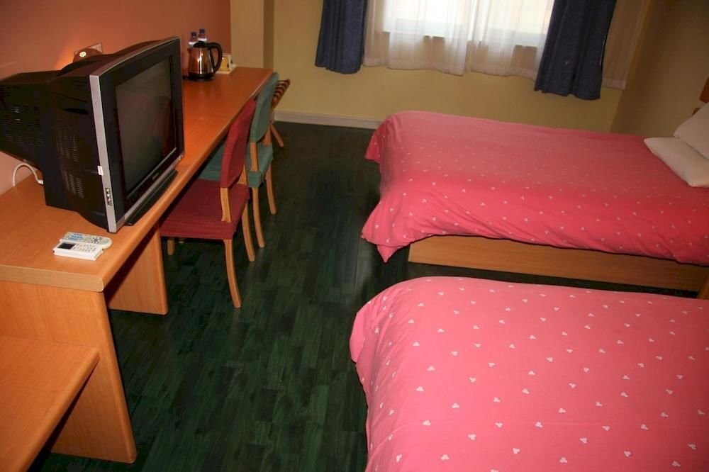 Циндао: Qingdao Home Inn - Xianggang East Road