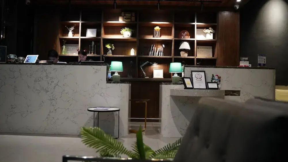 Гуанчжоу: Mingjunwei Hotel