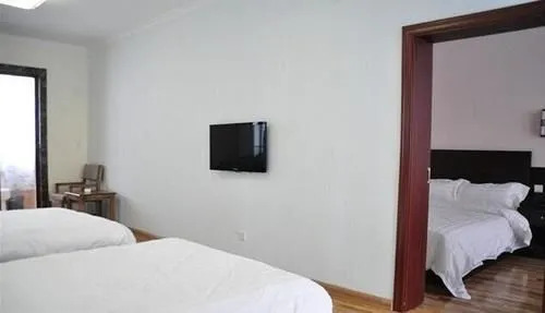 Циндао: QIANXIYUcourtyard traders hotel