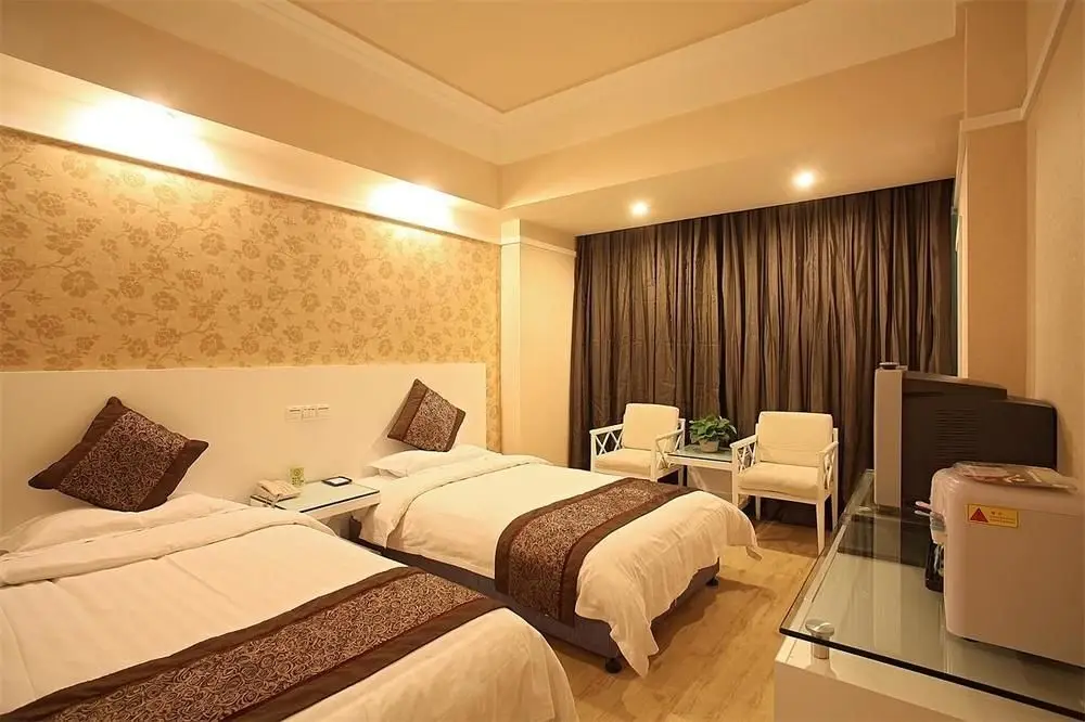 Сиань: Home Inn (Xi'an Dayan Pagoda Xiaozhai Taibai South Road Metro Station)