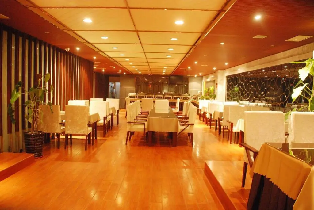 Далянь: Dalian Zhuanghe Yiheng Sunshine Holiday Hotel