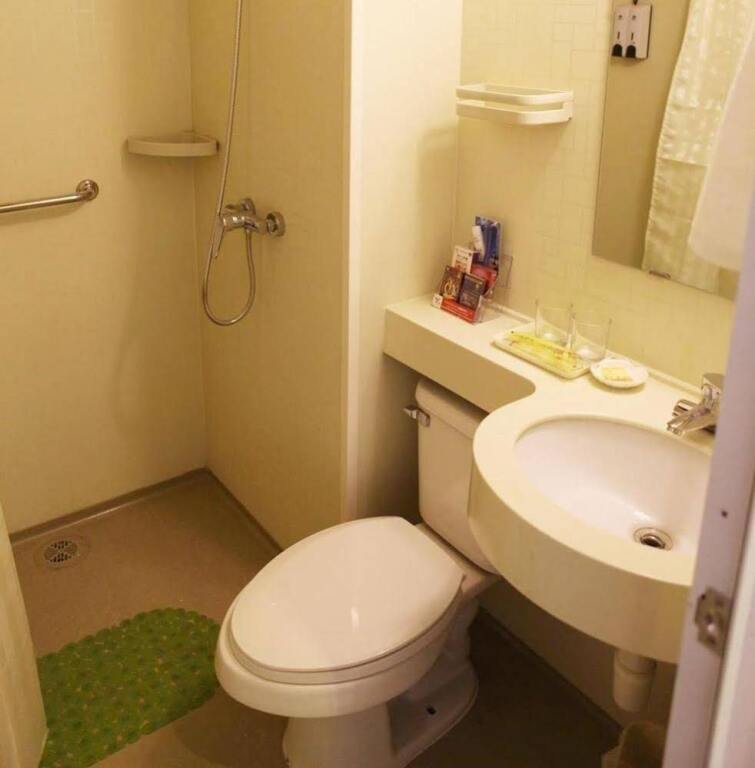 Далянь: Jinhong Express Hotel