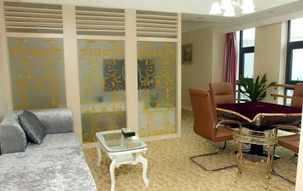 Чэнду: Chengdu Huanglaowu Hotel