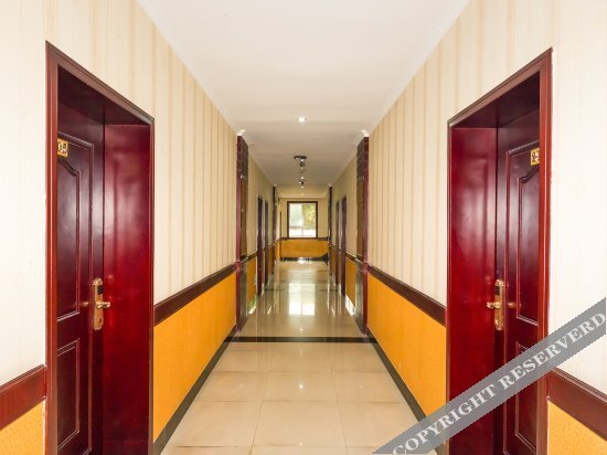 Чэнду: Mingkang Hotel Shuangliu Airport