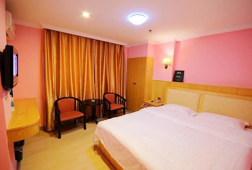 Гуанчжоу: Longxiang Hotel (Guangzhou Huacheng Road)