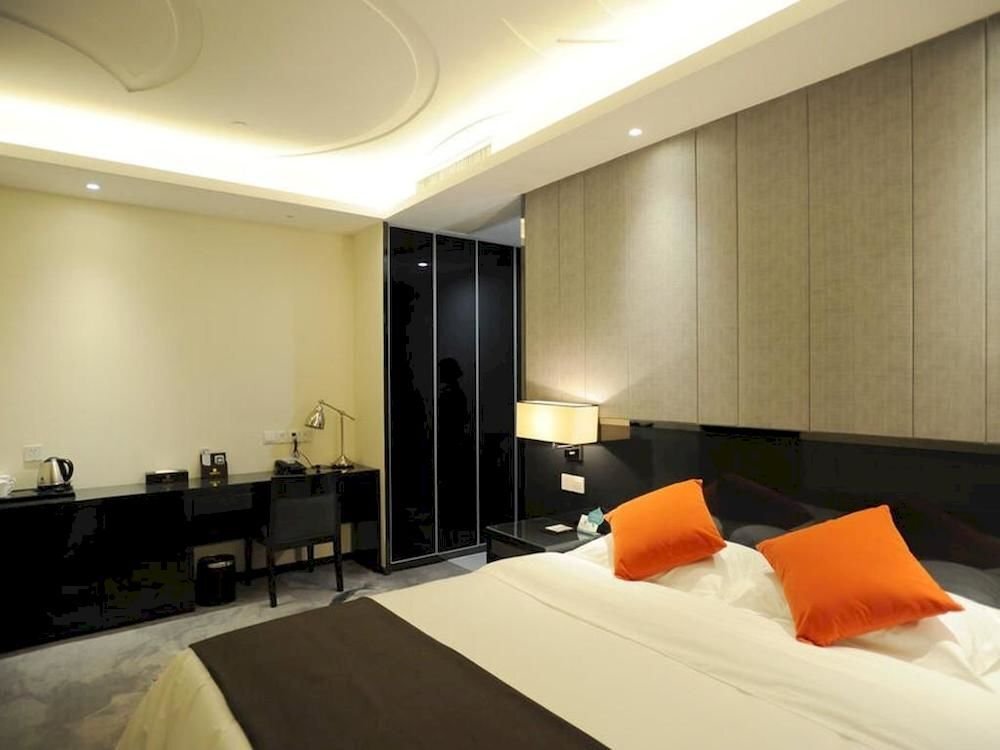 City Makino Holiday Inn — фото 1