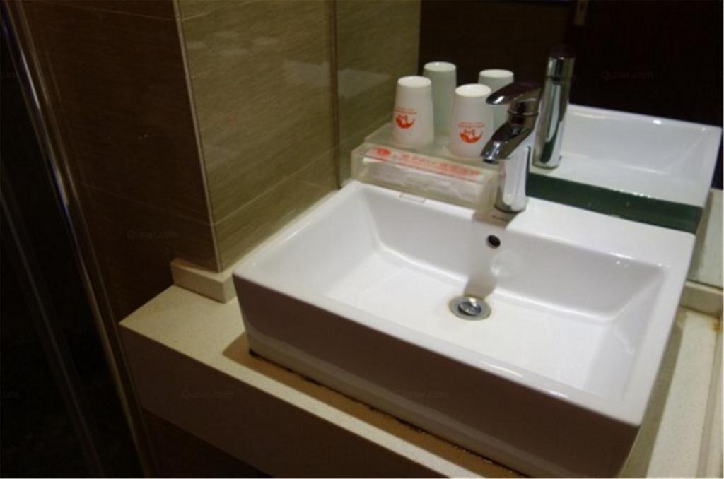 Шанхай: Yiting 6 Plus e Hotel