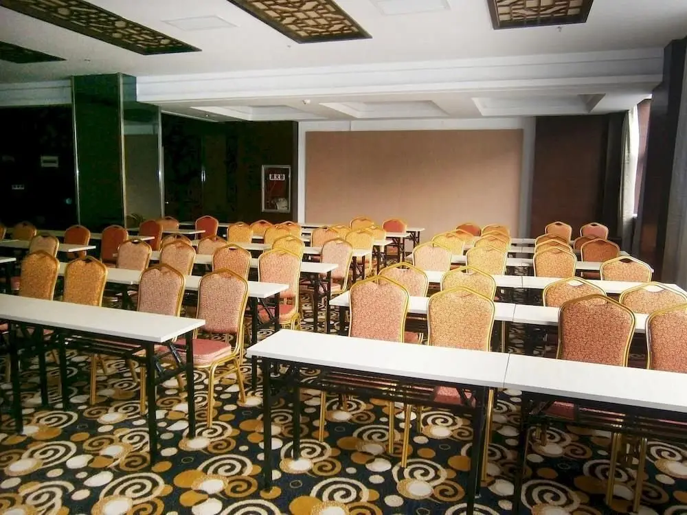 Hometown Langting Business Hotel — фото 1