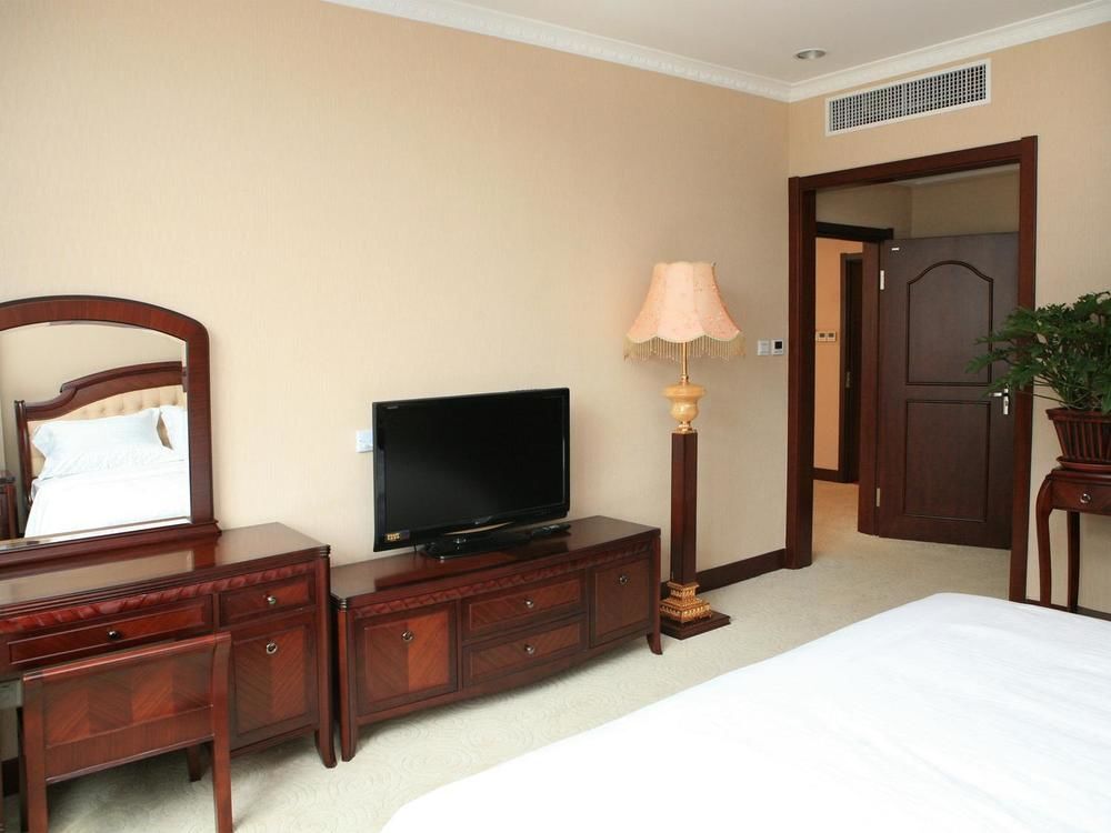 Далянь: White Clouds Hotel - Dalian
