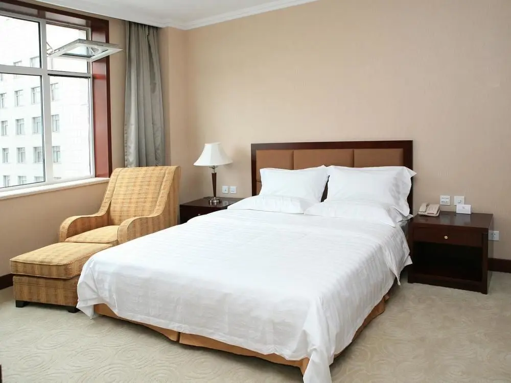 Далянь: White Clouds Hotel - Dalian