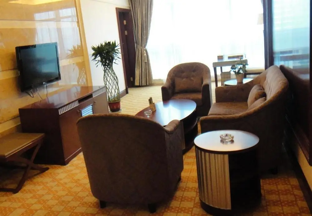 Ханчжоу: Minglou Resort Hotel - Hangzhou