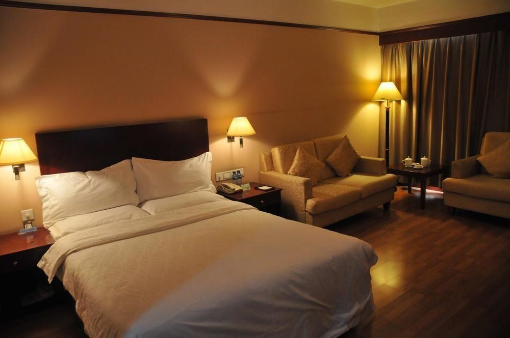 Пекин: Beijing Yantai Executive Hotel