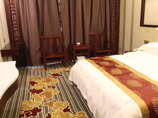 Чэнду: Tianlun International Hotel - Chengdu