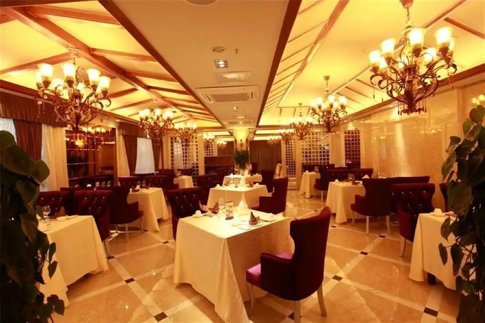 Чэнду: Chengdu Step 18 Island Hotel