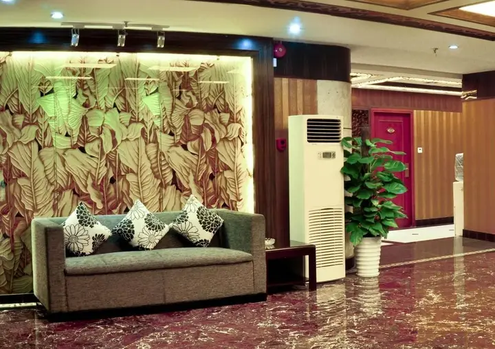 Чжухай: Hengcai Hotel