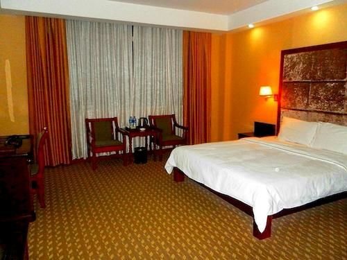 Гуанчжоу: Bohao International Hotel (Guangzhou Huadu North Railway Station Metro Station)