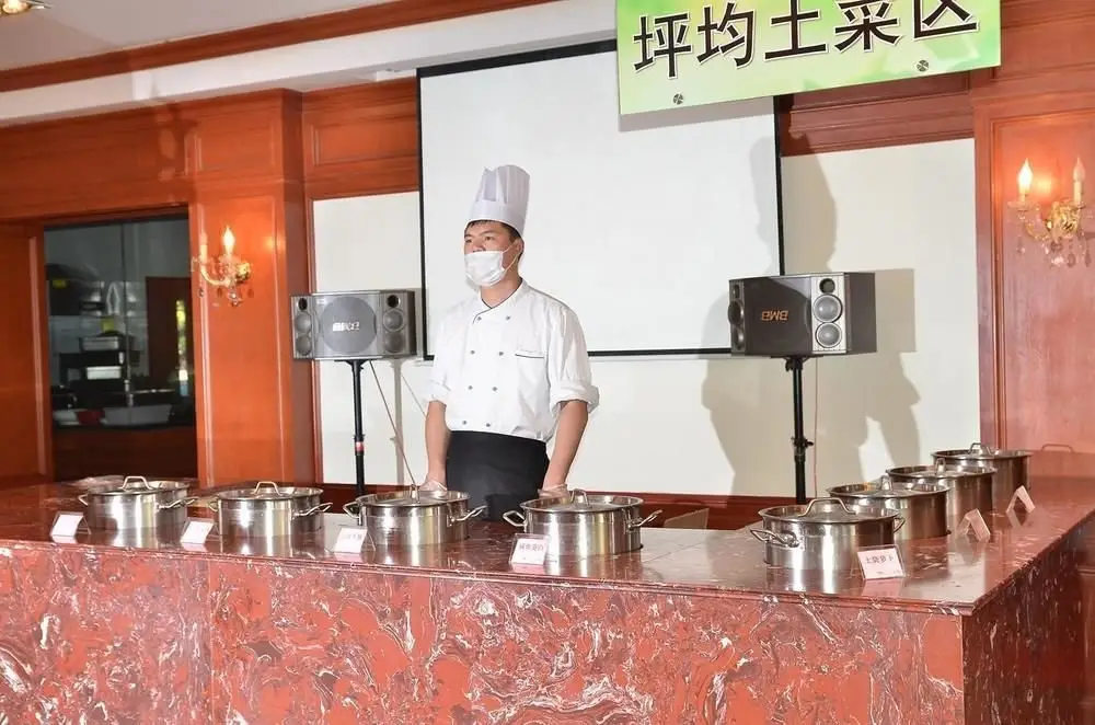Шанхай: Shanghai Kangqiao Grand Hotel
