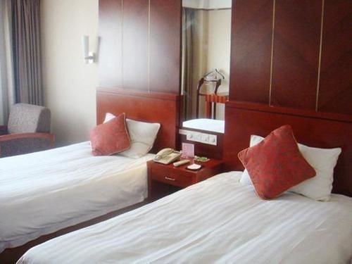 Zhongqiang Holiday Hotel — фото 1