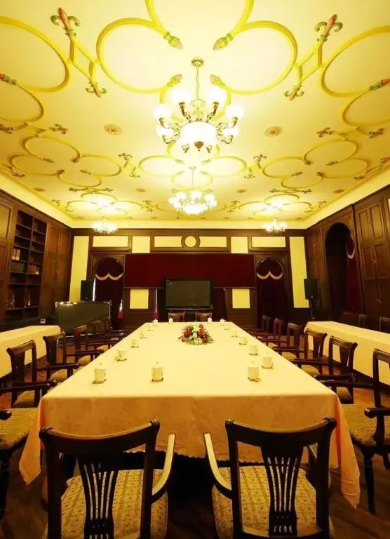 Шанхай: Sports Club Hotel - Shanghai