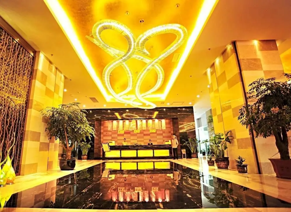 Dingyi Grand Hotel — фото 1