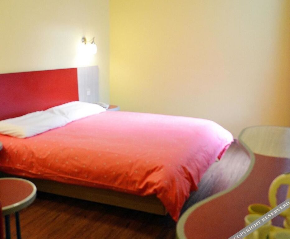Чэнду: Home Inn Gaosheng Bridge - Chengdu