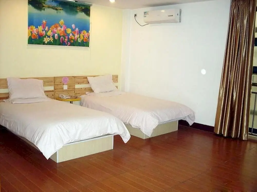 Циндао: Jinshi 100 Hotel