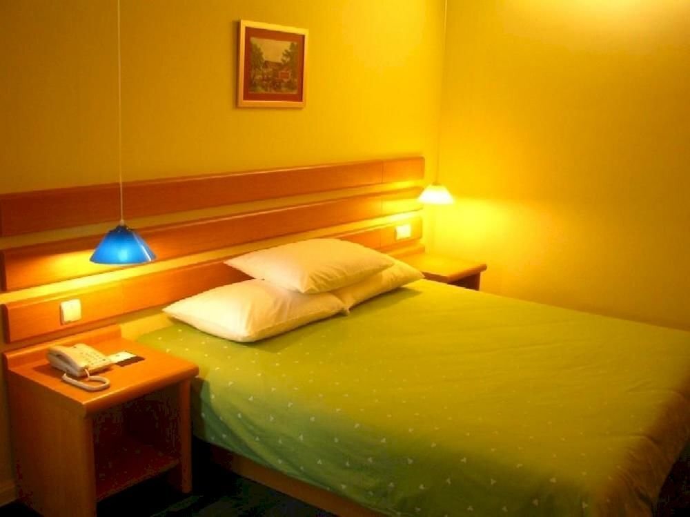 Циндао: Home Inn Chongming Island West Road - Tsingtao