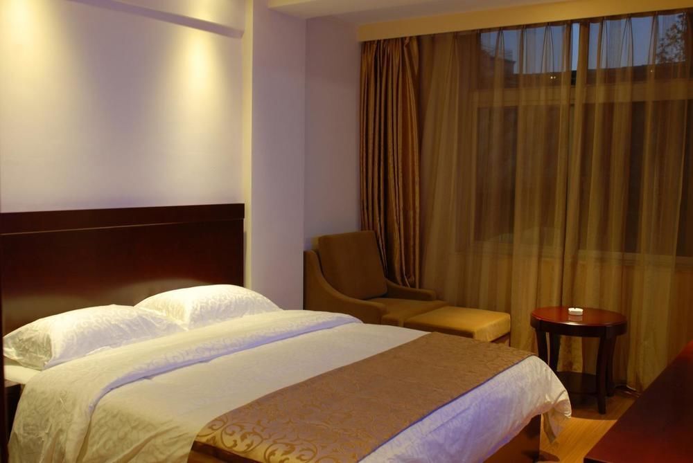 Куньмин: Kunming Impression Jinbi Hotel (Yunnan People's Hospital Branch)