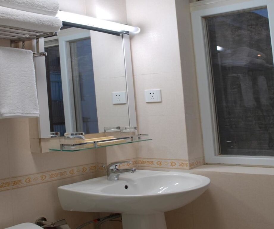 Куньмин: Kunming Impression Jinbi Hotel (Yunnan People's Hospital Branch)