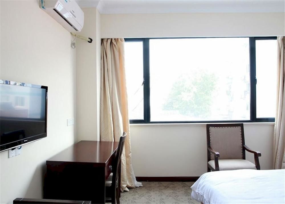 Шанхай: Hway Hotel