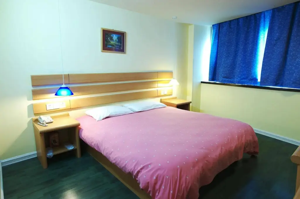 Циндао: Hanting Hotel Qingdao Polar Ocean World Branch