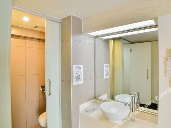 Сямынь: 8090 City Hotel Xiamen Exhibition Center Branch