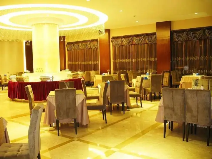 Куньмин: Kuming Jin Du Hotel