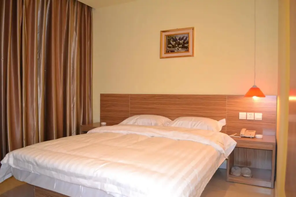 Циндао: Qingdao 678 Hotel