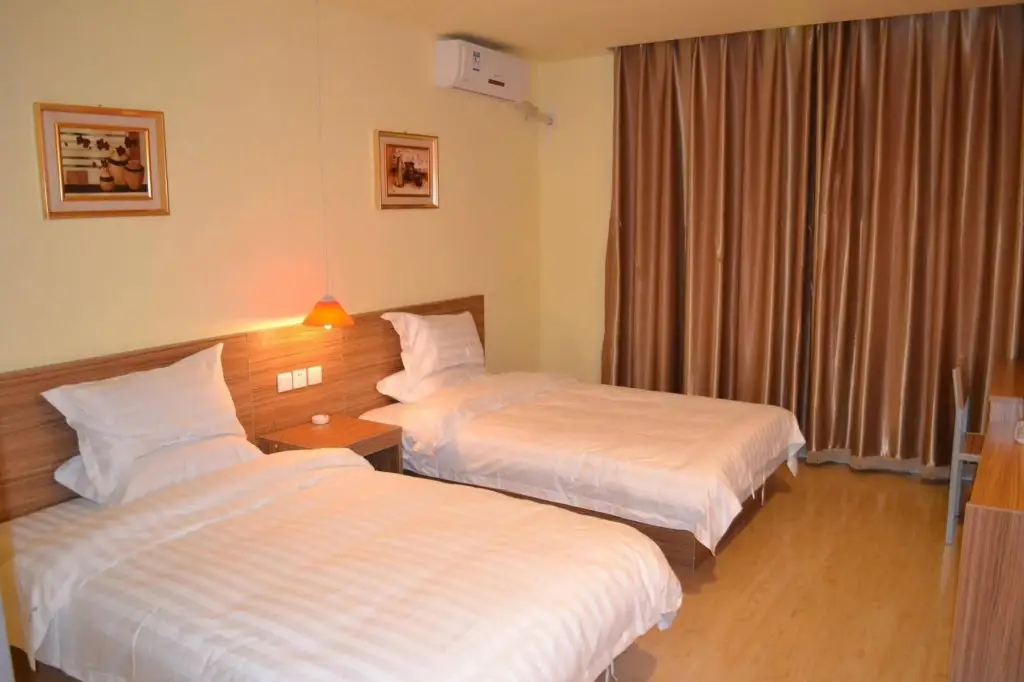 Циндао: Qingdao 678 Hotel