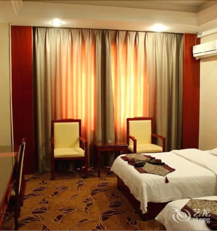 Куньмин: Kunming Rundu Hotel